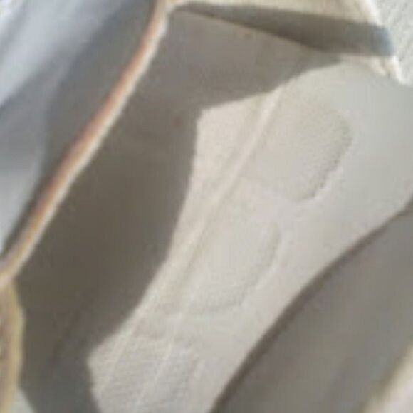 Munro Women's Double Vamped White & Cream Sling Back Comfort Sandals Size 8N - Picture 12 of 13